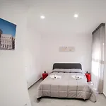 Al Centro Storico Bed and Breakfast 4*